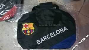 Túi đựng đồ bóng đá hình trống Barca đen xanh